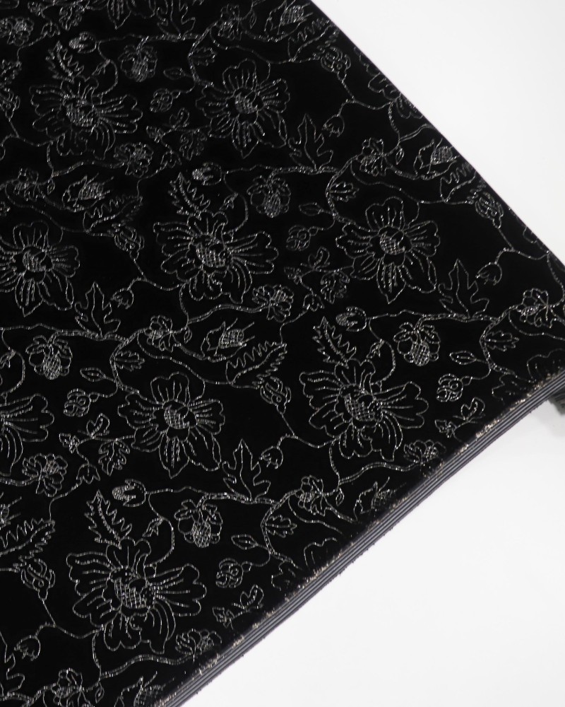 Tecido Veludo Cristal Italiano Flores com Lurex Preto