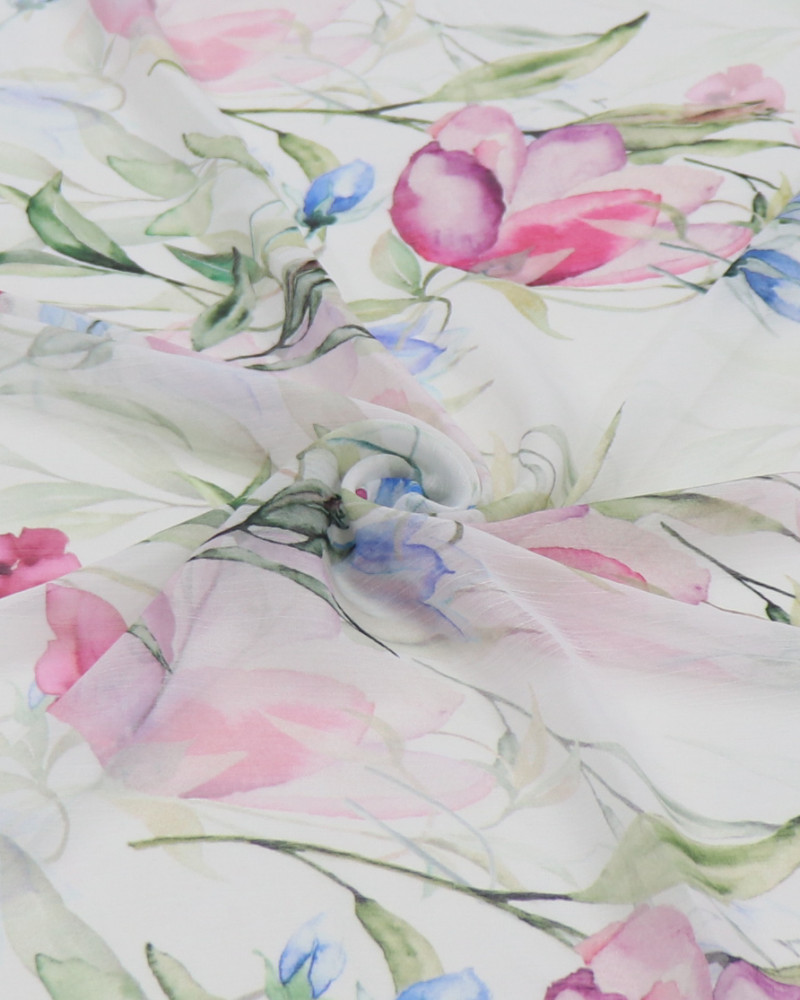 Tecido Crepe Chiffon Italiano Texturizado Macro Ramos Florais Colorido e Branco