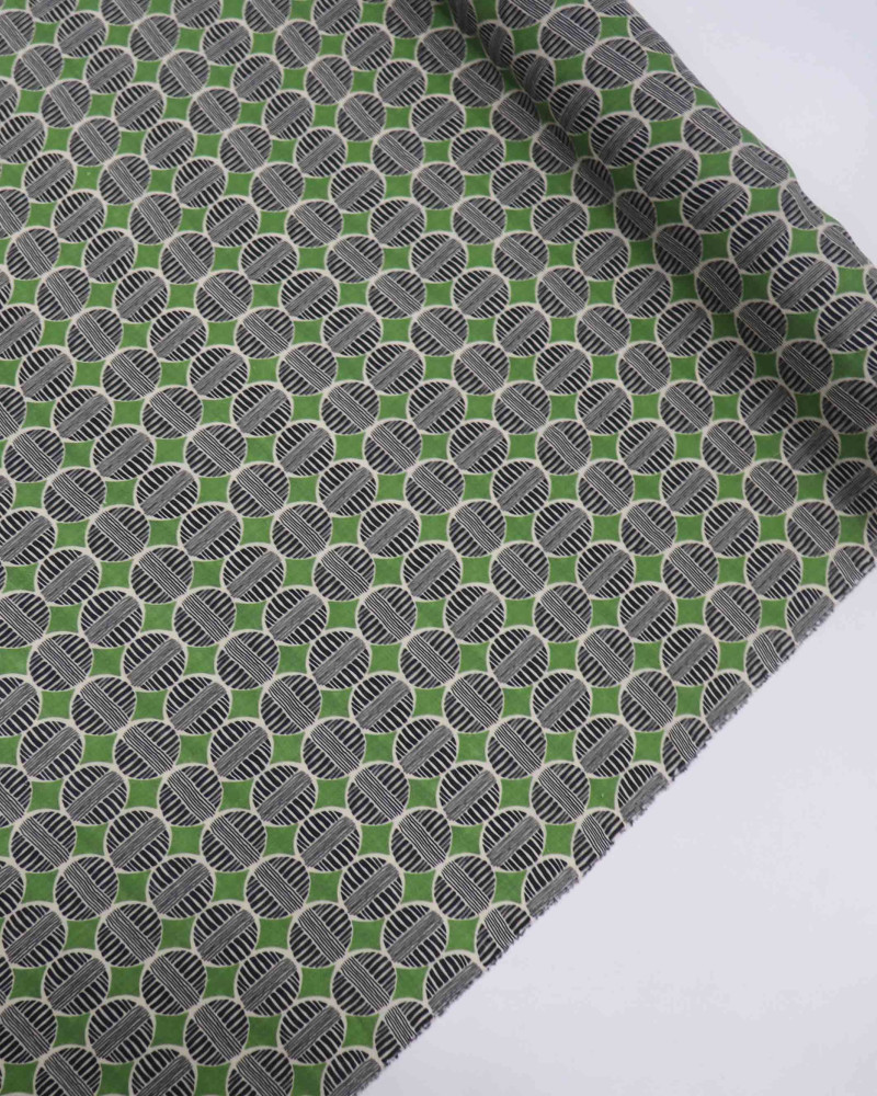 Tecido Linho Puro Italiano Círculos Trançados Creme, Preto e Verde