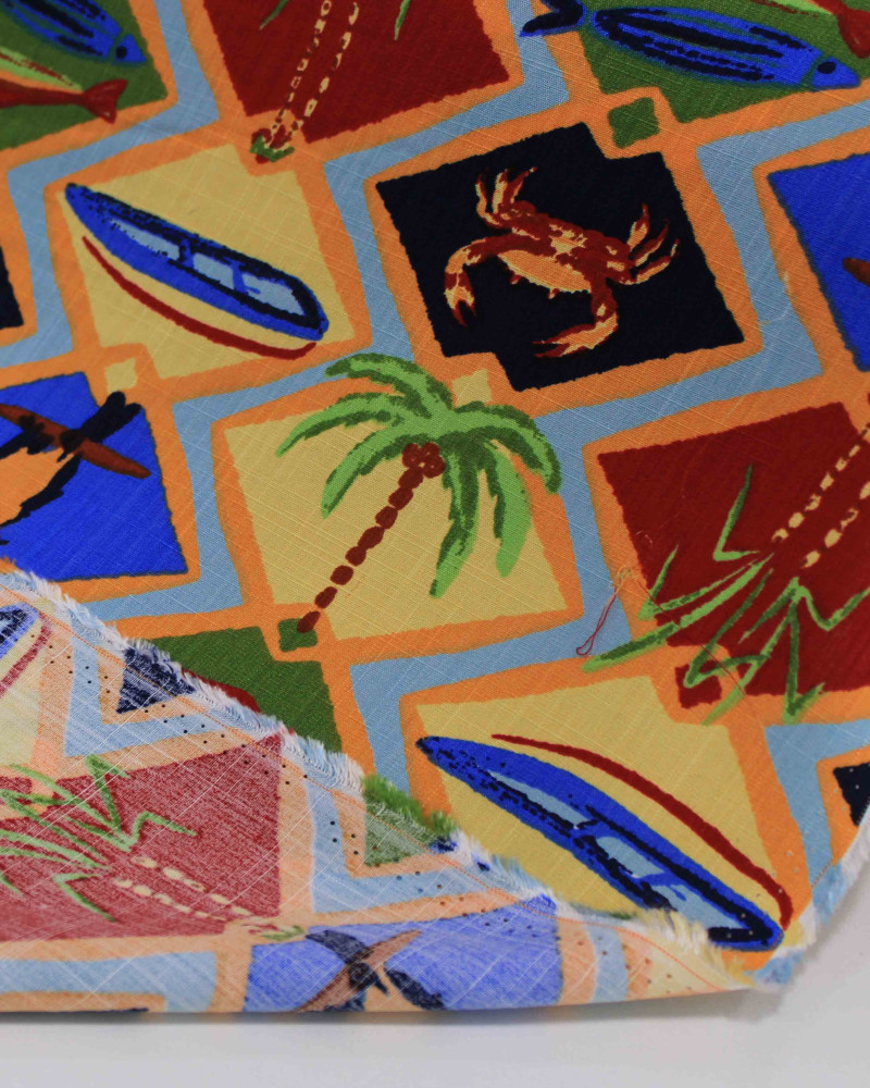 Tecido Viscose Texturizada Estampa Tropical em Recortes Colorido e Azul Bebê