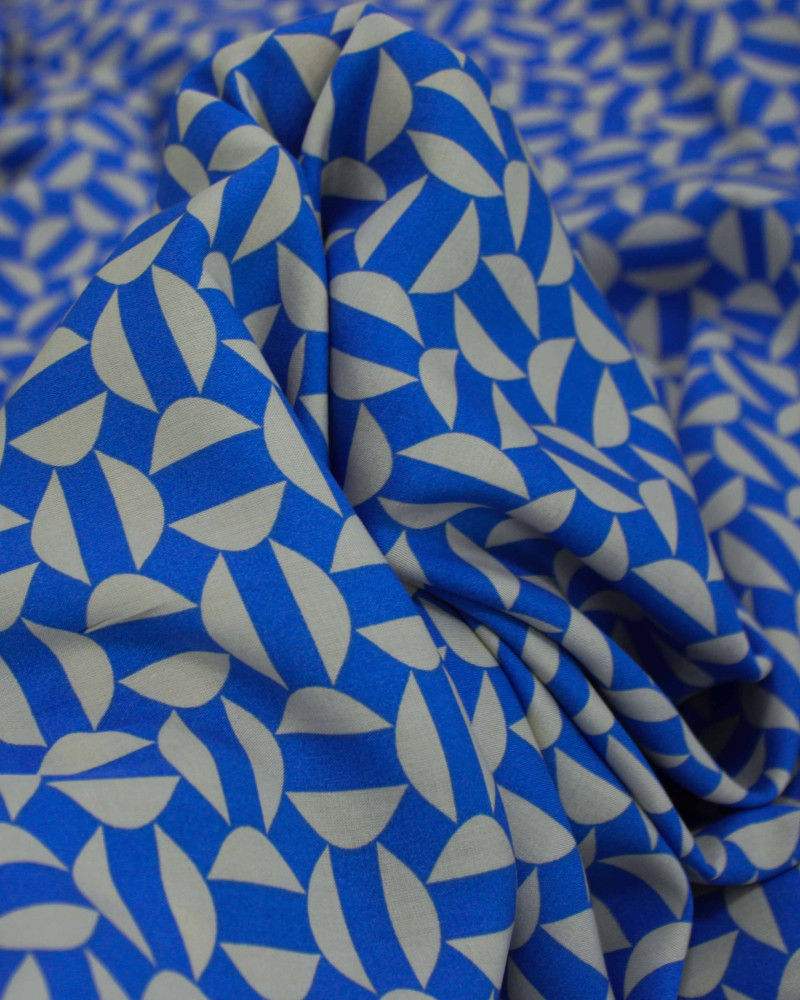 Tecido Viscose Semi Círculos Offwhite e Azul