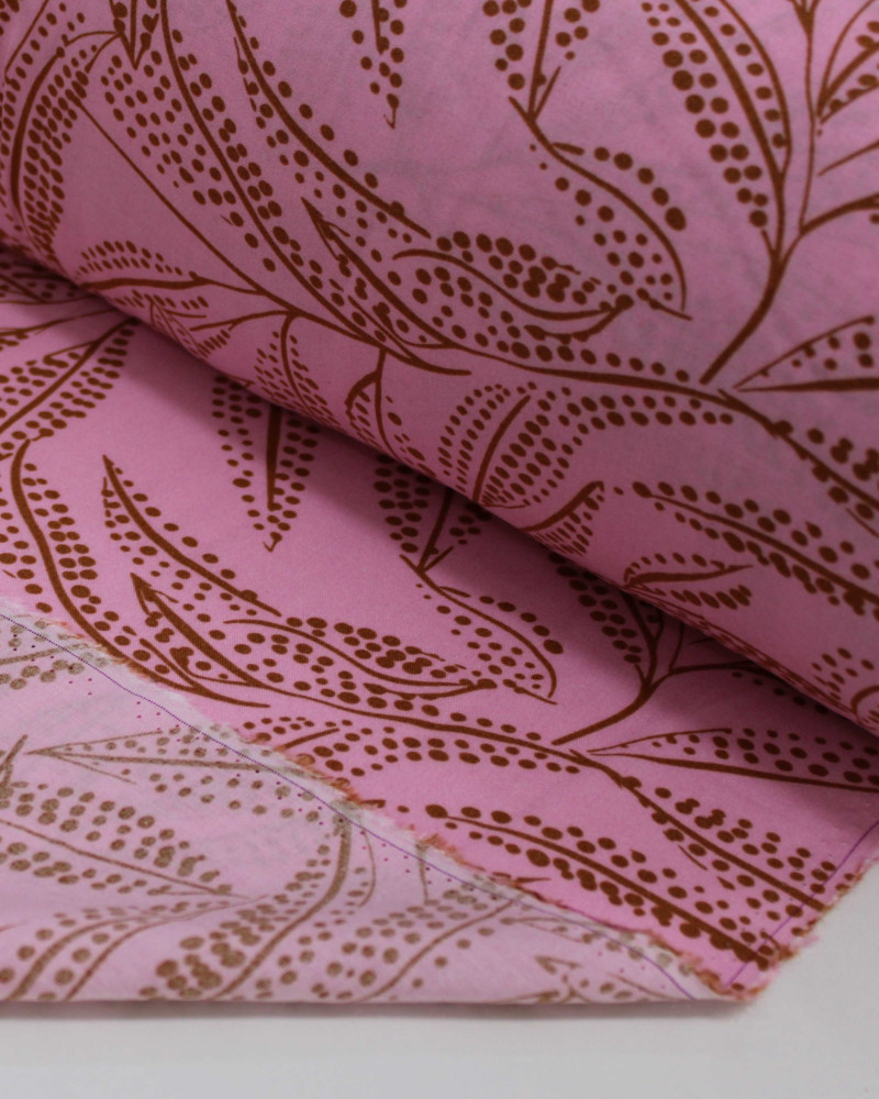 Tecido Viscose Ramos Ponilhados Castanho e Rosa