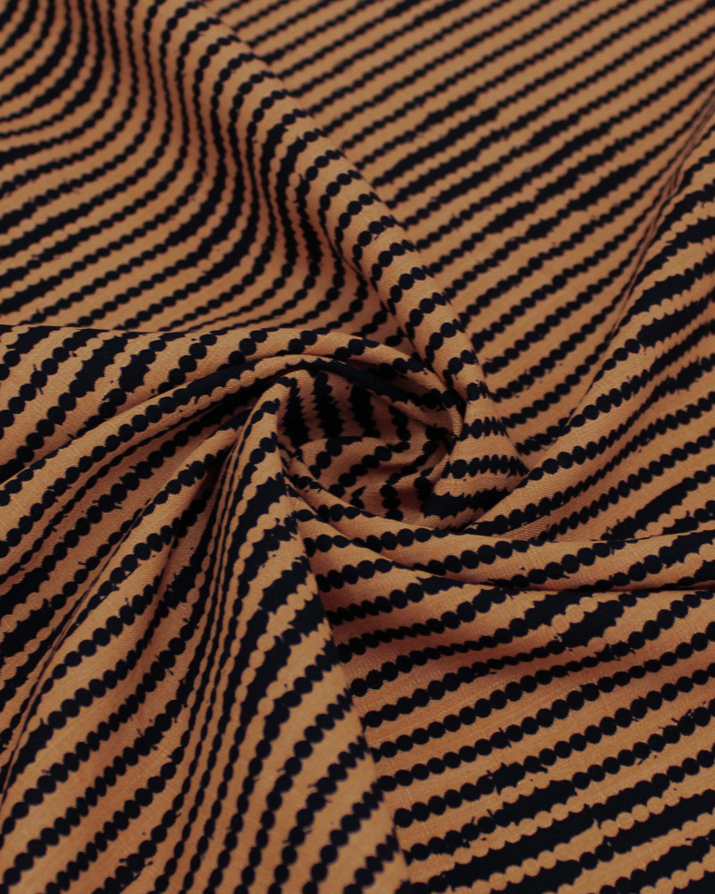 Tecido Viscose Texturizada Listras Pontilhadas e Flores Abstratas Preto e Argila