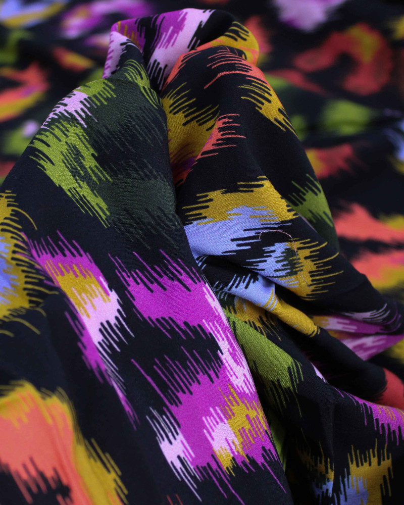 Tecido Viscose Premium Animal Print Abstrato Colorido e Preto