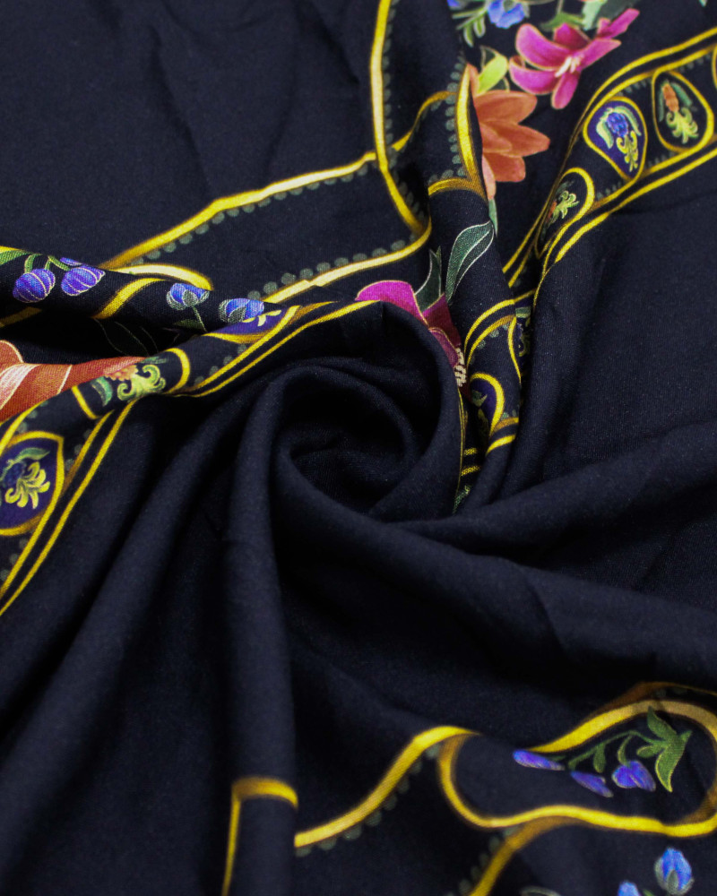 Tecido Viscose Premium Listras Estampadas Colorido e Preto