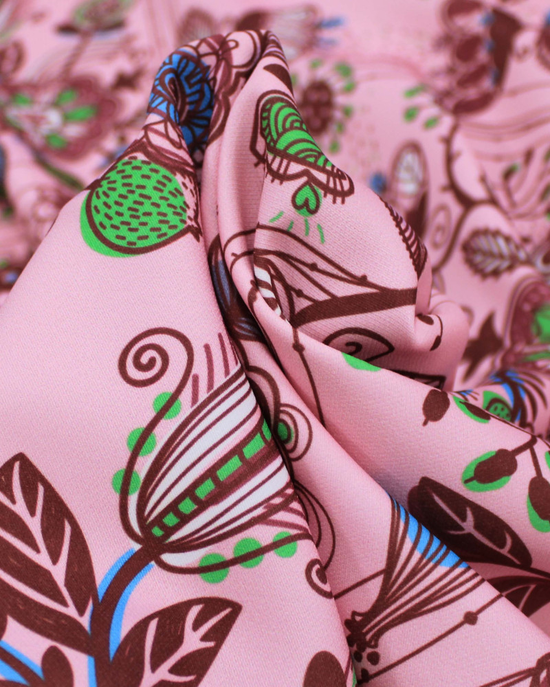 Tecido Micro Fibra Alfaiataria Estampa Floral Abstrata Colorido e Rosa