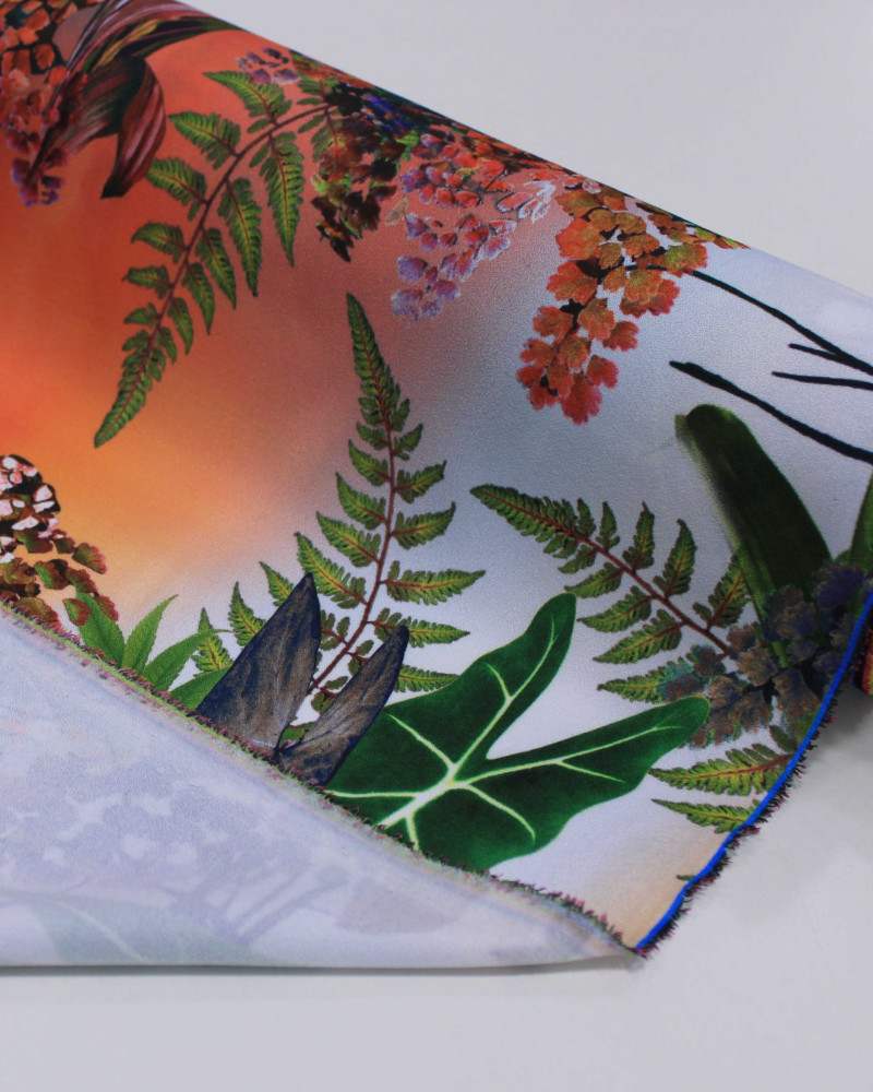 Tecido Micro Fibra Alfaiataria Macro Folhagens Colorido