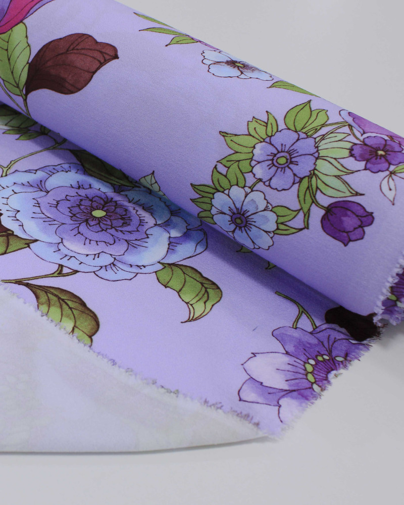 Tecido Micro Fibra Alfaiataria Ramos Florais Colorido e Lilás