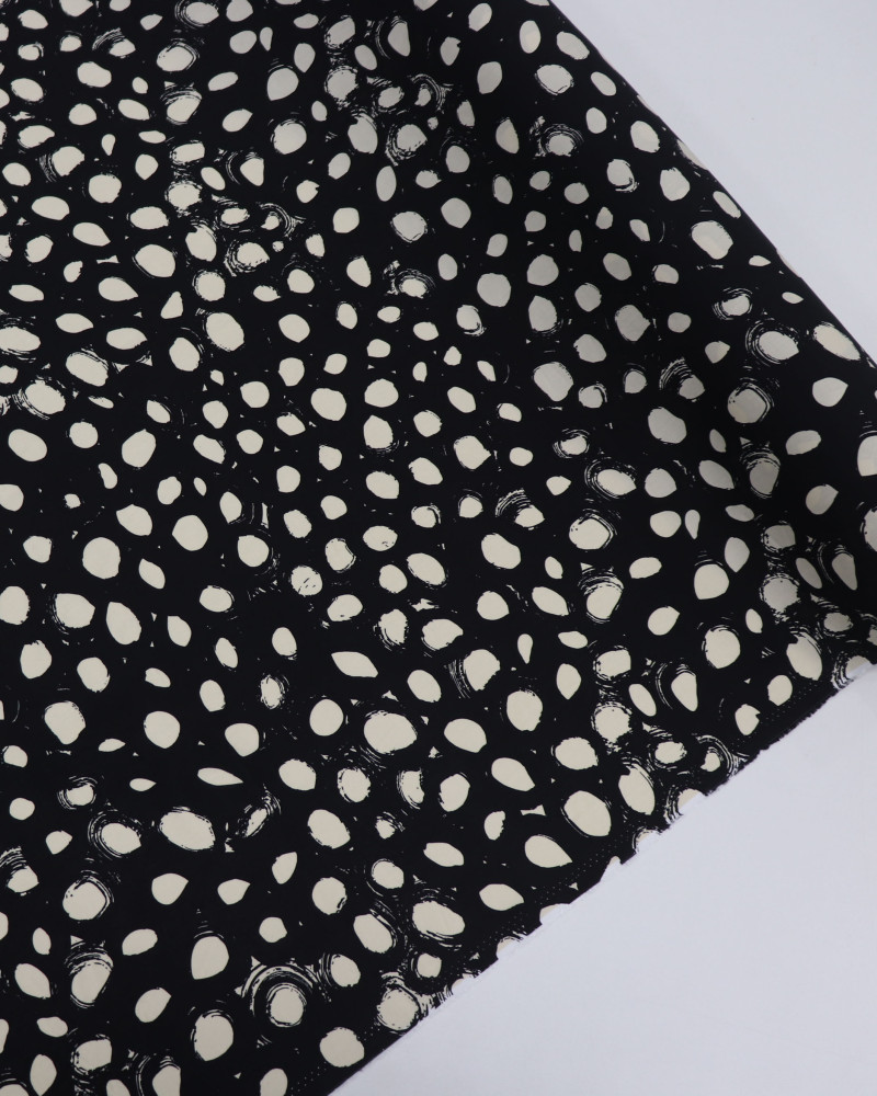 Tecido Viscose Macro Pingos Offwhite e Preto