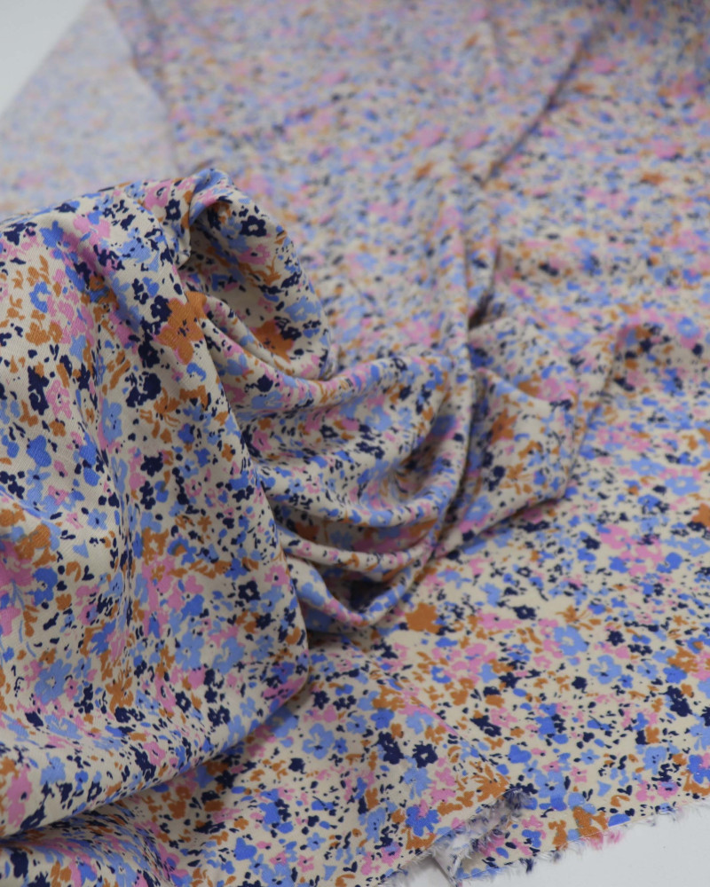Tecido Viscose Texturizada Floral Liberty Tons de Rosa e Azul