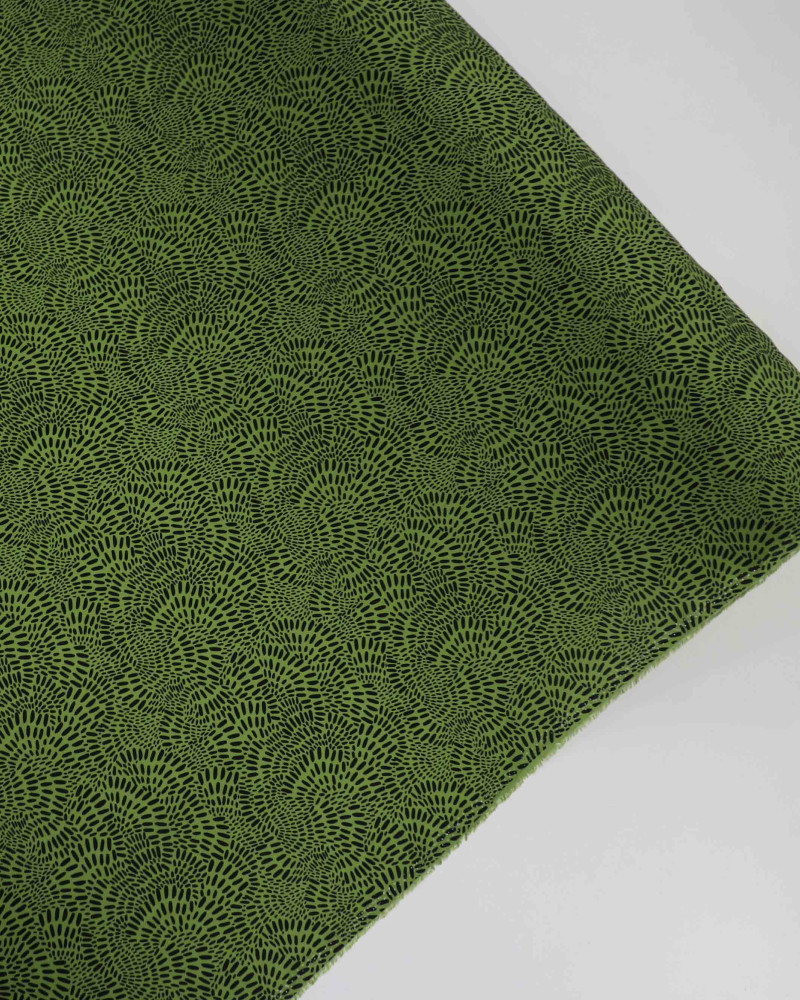 Tecido Viscose Circulados Pontilhados Preto e Verde Musgo