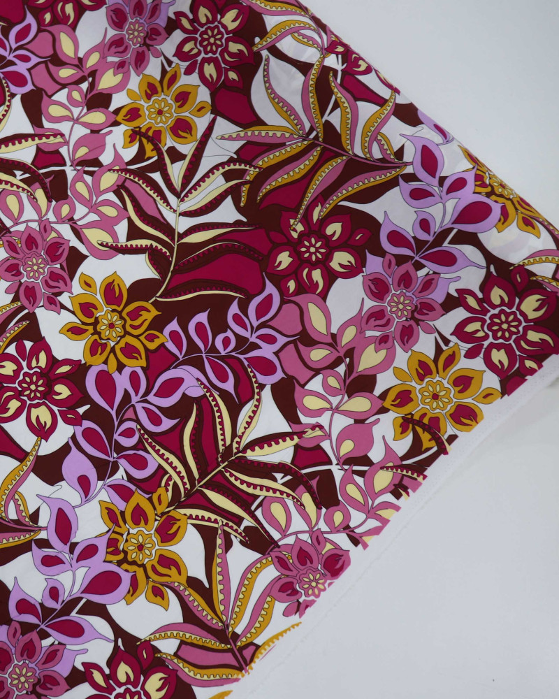 Tecido Viscose Estampa Boho Floral Colorido (1.3m)