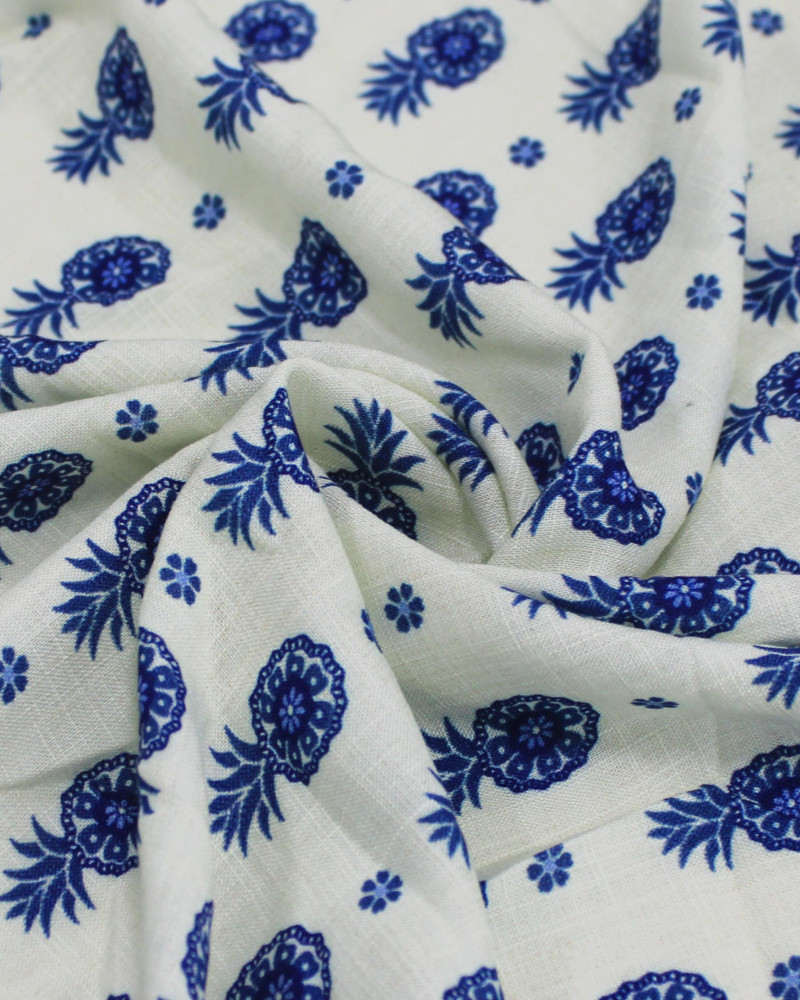 Tecido Viscose Texturizada Premium Abacaxi Esstampado e Flores Azul e Offwhite