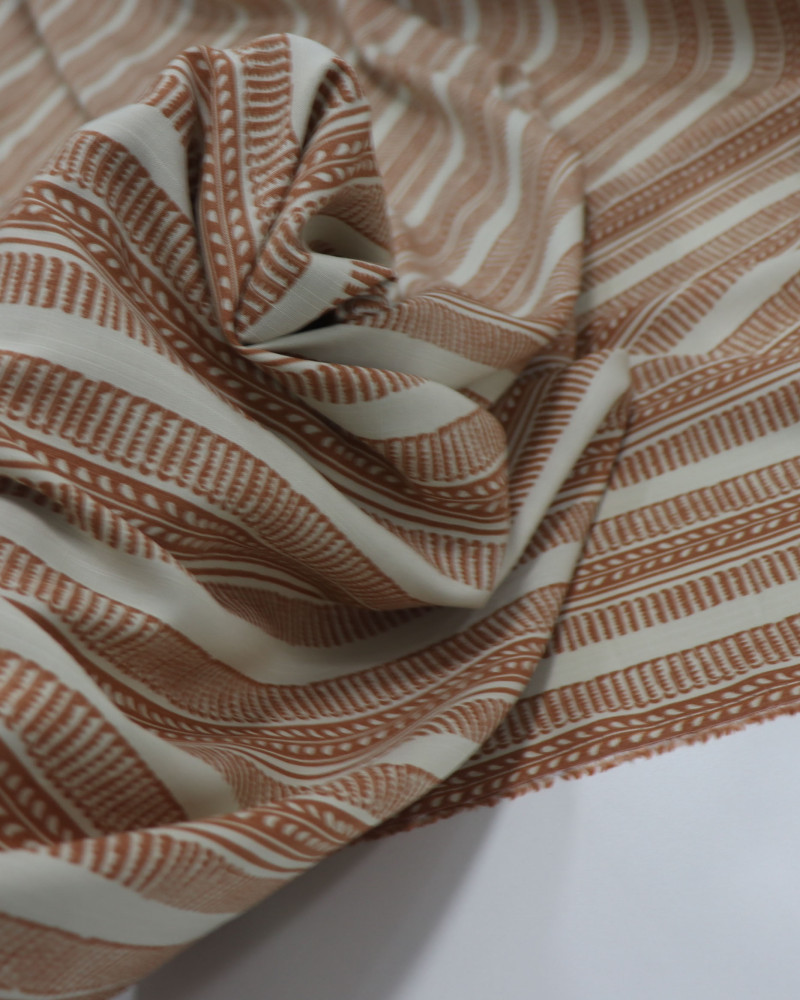Tecido Viscose Texturizada Micro Pingos Irregulares Creme e Verde Musgo