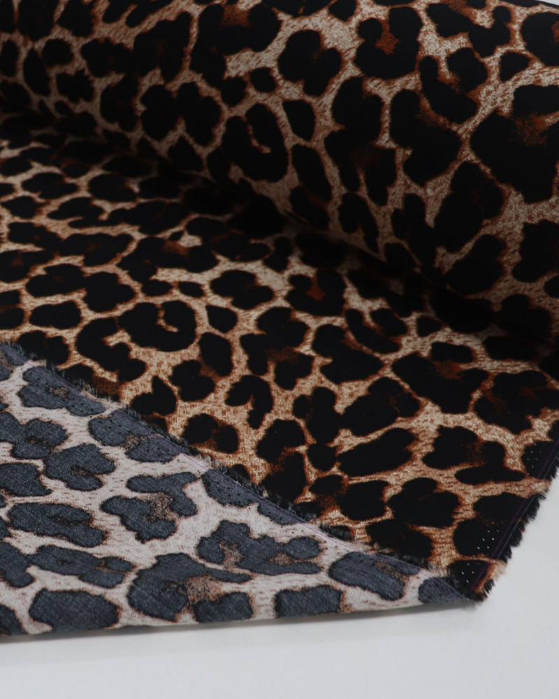 Tecido Viscose Animal Print Clássico Bege