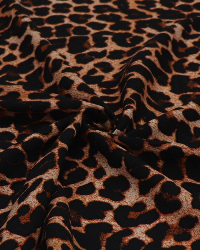 Tecido Viscose Animal Print Clássico Terracota