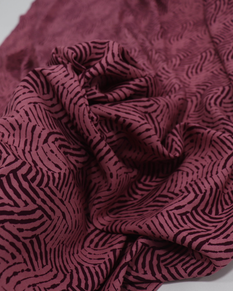 Tecido Viscose Estampa Digital Vinho e Rosa