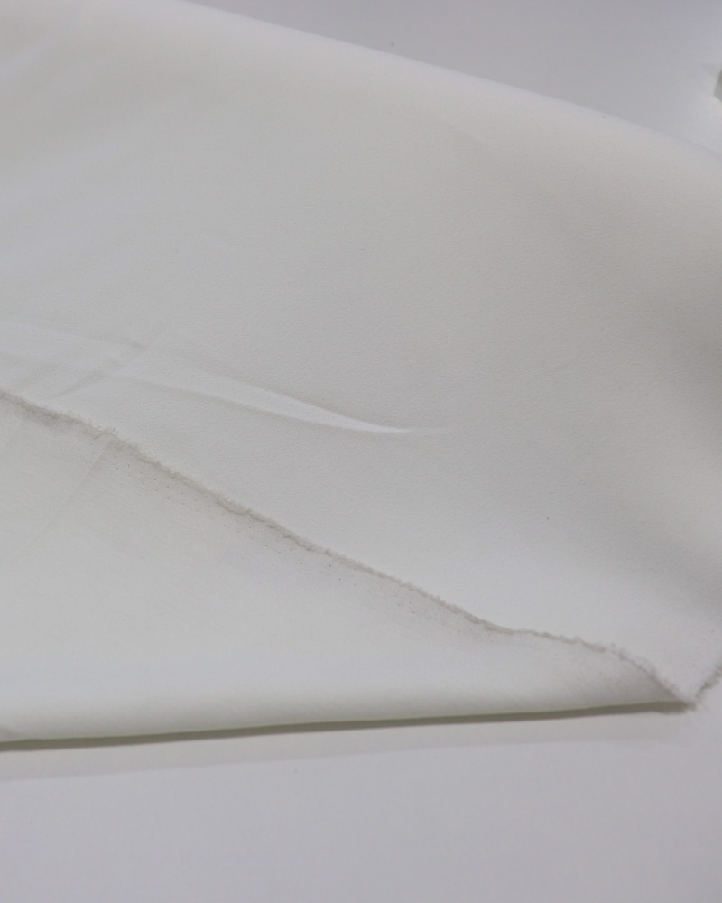 Tecido Crepe Madame Offwhite