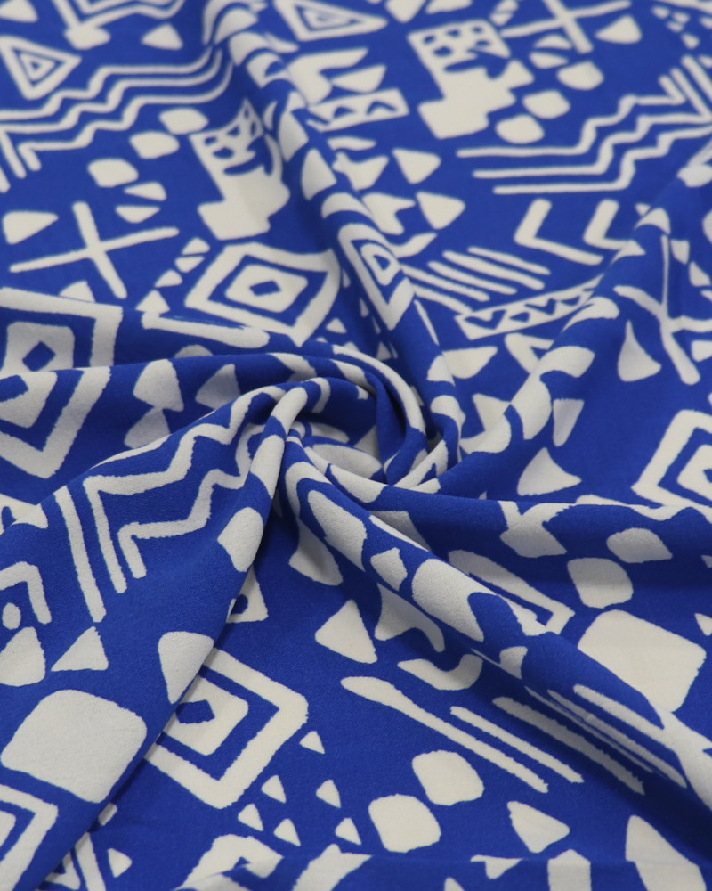 Tecido Crepe Koshibo Étnico Branco e Azul (2m)