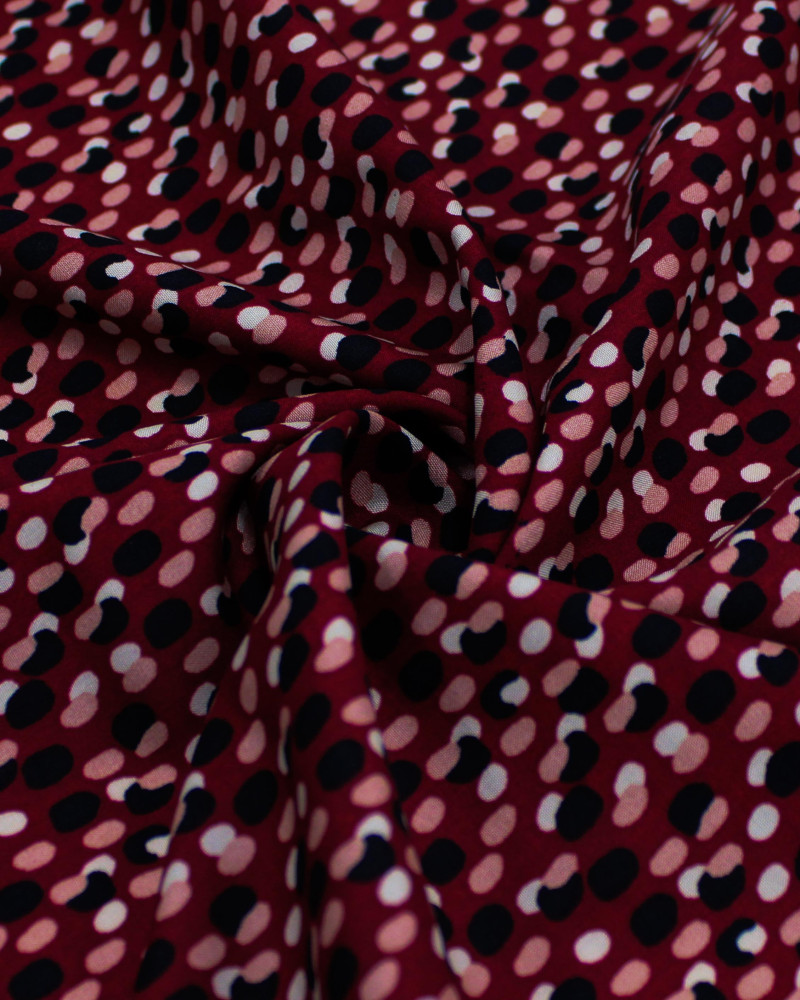Tecido Viscose Pingos Sobrepostos Colorido e Marsala
