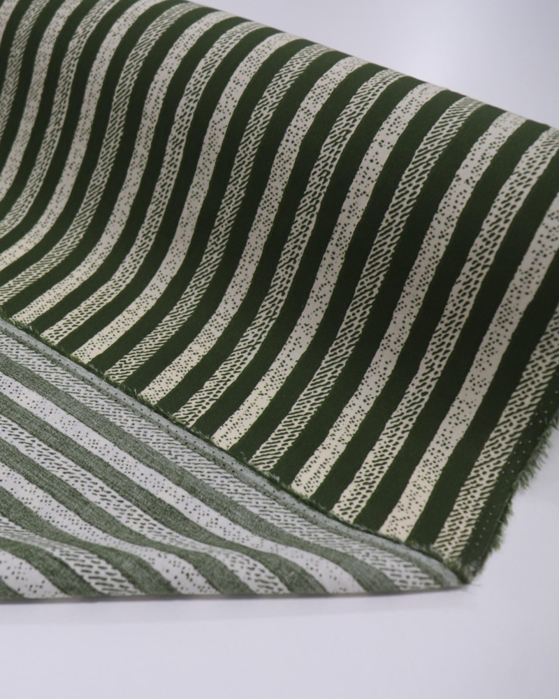 Tecido Viscose Listras Estampadas Creme e Verde