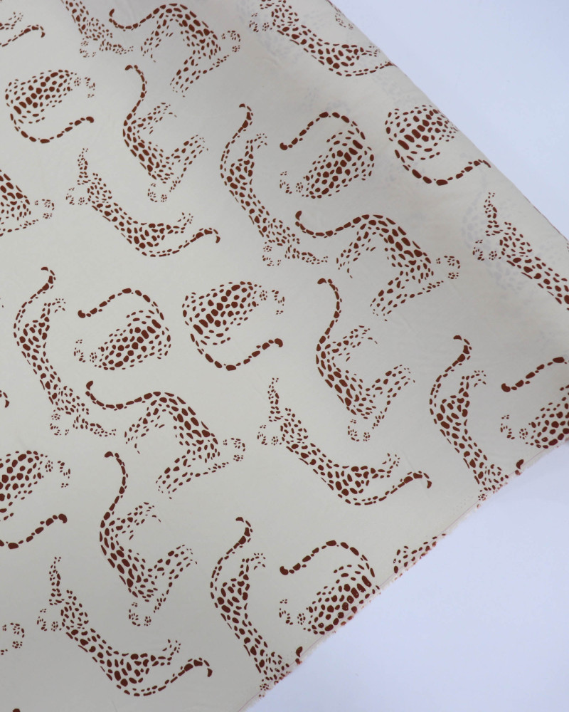 Tecido Viscose Estampa Leopardo Marrom e Bege
