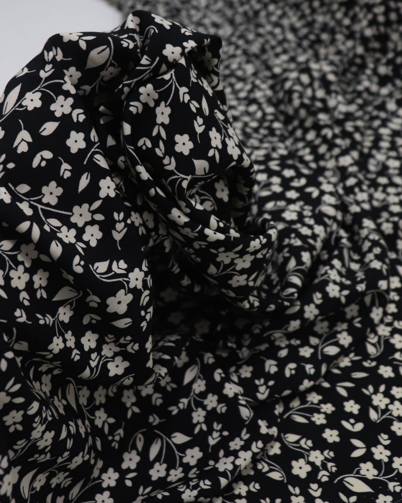 Tecido Viscose Liberty Creme e Preto