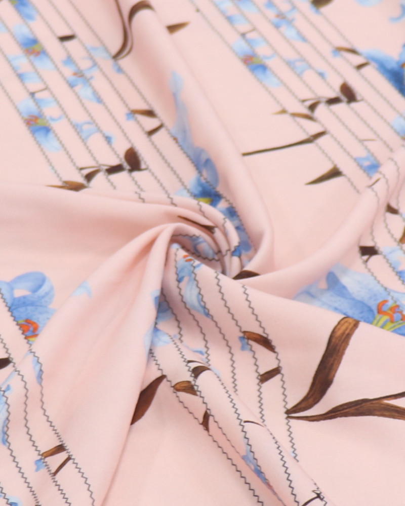 Tecido Viscose Italiano Listras Verticais e Lírios Azul e Rosa Chá