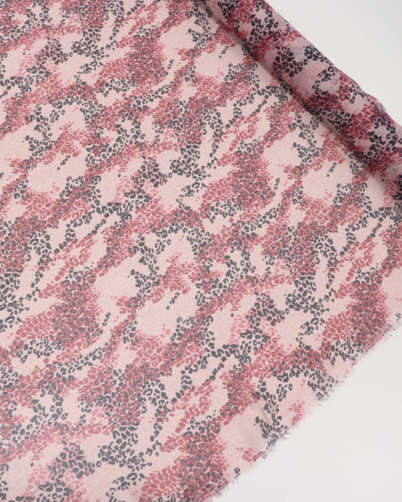 Tecido Crepe Chiffon Italiano Animal Print Sobreposto Preto e Tons de Rosa