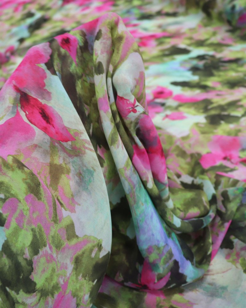 Tecido Crepe Chiffon Italiano Toque de Seda Pintura Floral Abstrata Colorido