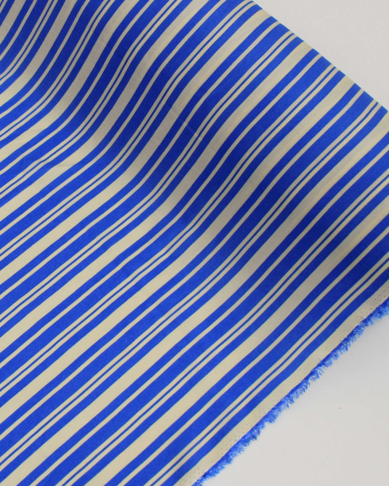 Tecido Viscose Multi Listras Creme e Azul
