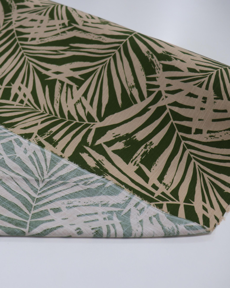 Tecido Viscose Texturizada Macro Folhagens Bege e Verde Musgo
