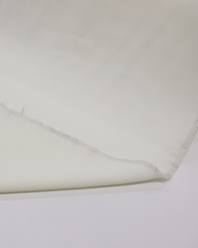 Tecido Crepe Madame Creme