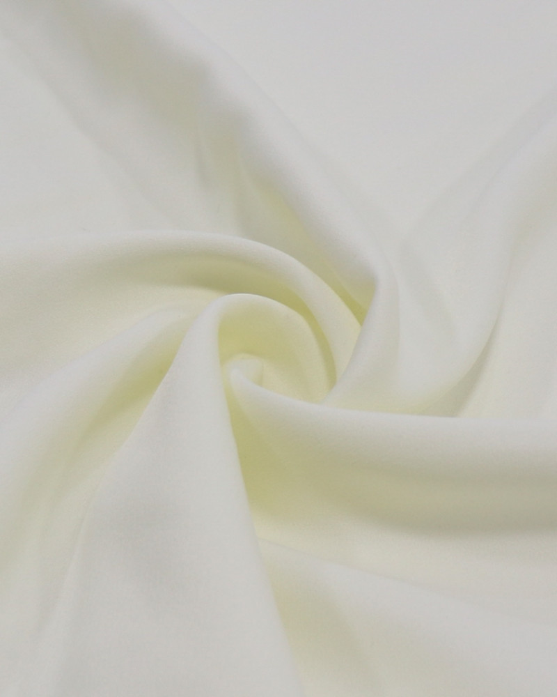 Tecido Crepe Madame Creme