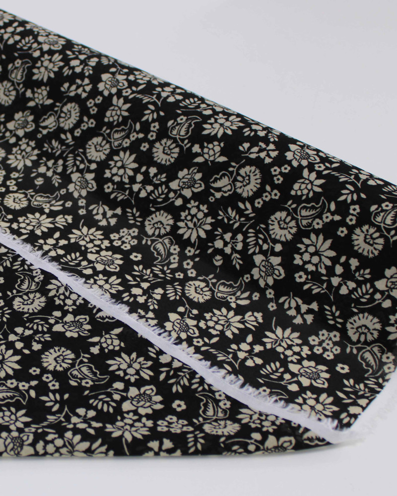 Tecido Crepe Chiffon Italiano Tapete Floral Bege e Preto