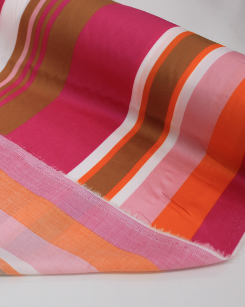 Tecido Viscose Italiano Multi Listras Marrom, Laranja e Tons de Rosa