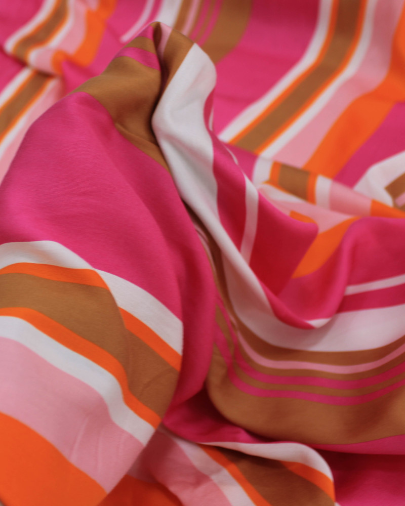 Tecido Viscose Italiano Multi Listras Marrom, Laranja e Tons de Rosa