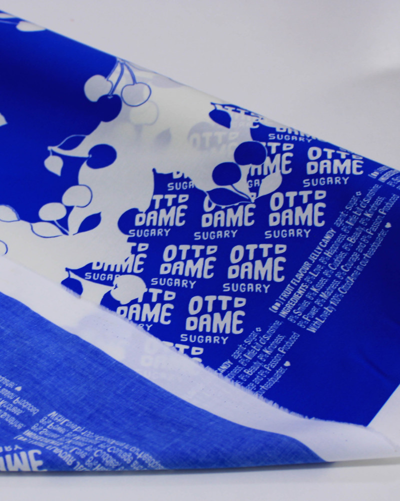 Tecido Tricoline Italiano Barrado Cerejas Branco e Azul