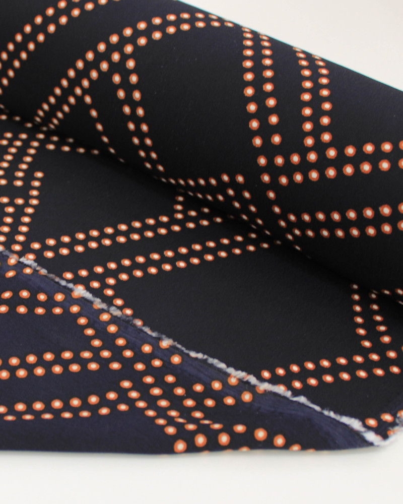 Tecido Crepe de Viscose Italiano Estampa Geométrica Micro Pontos Offwhite, Marrom e Preto