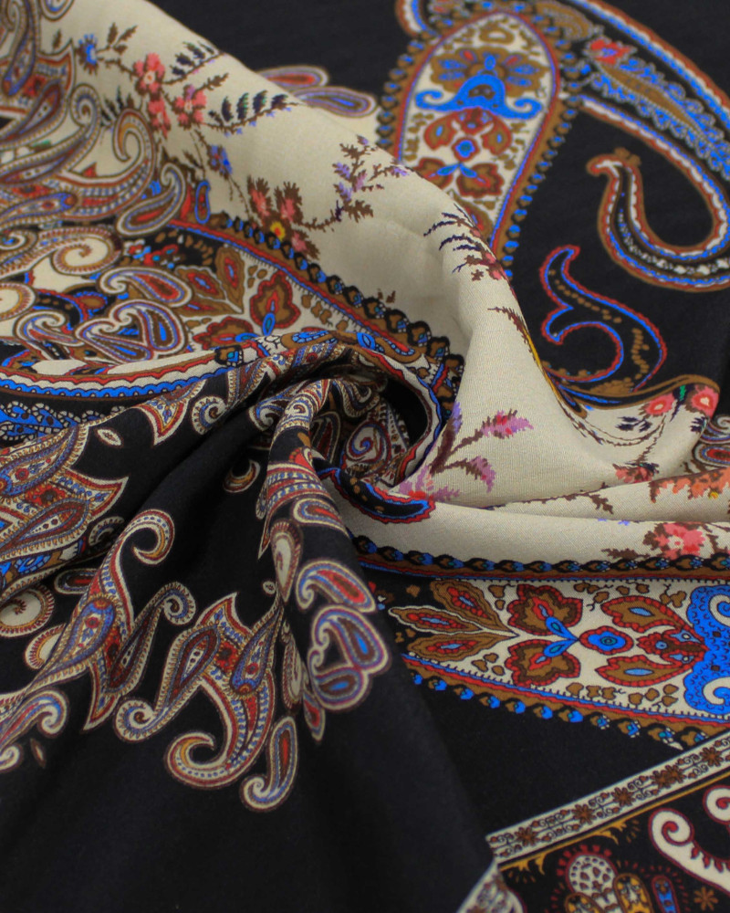 Tecido Crepe de Viscose Barrado Duplo Cashmere Floral Colorido e Preto