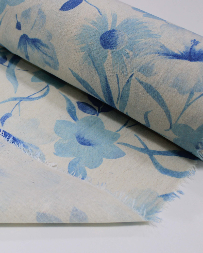 Tecido Linho Misto Estampa Floral Tons de Azul e Cru