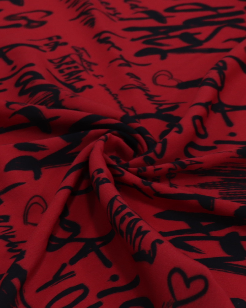 Tecido Crepe de Viscose Italiano Escritas Preto e Vermelho