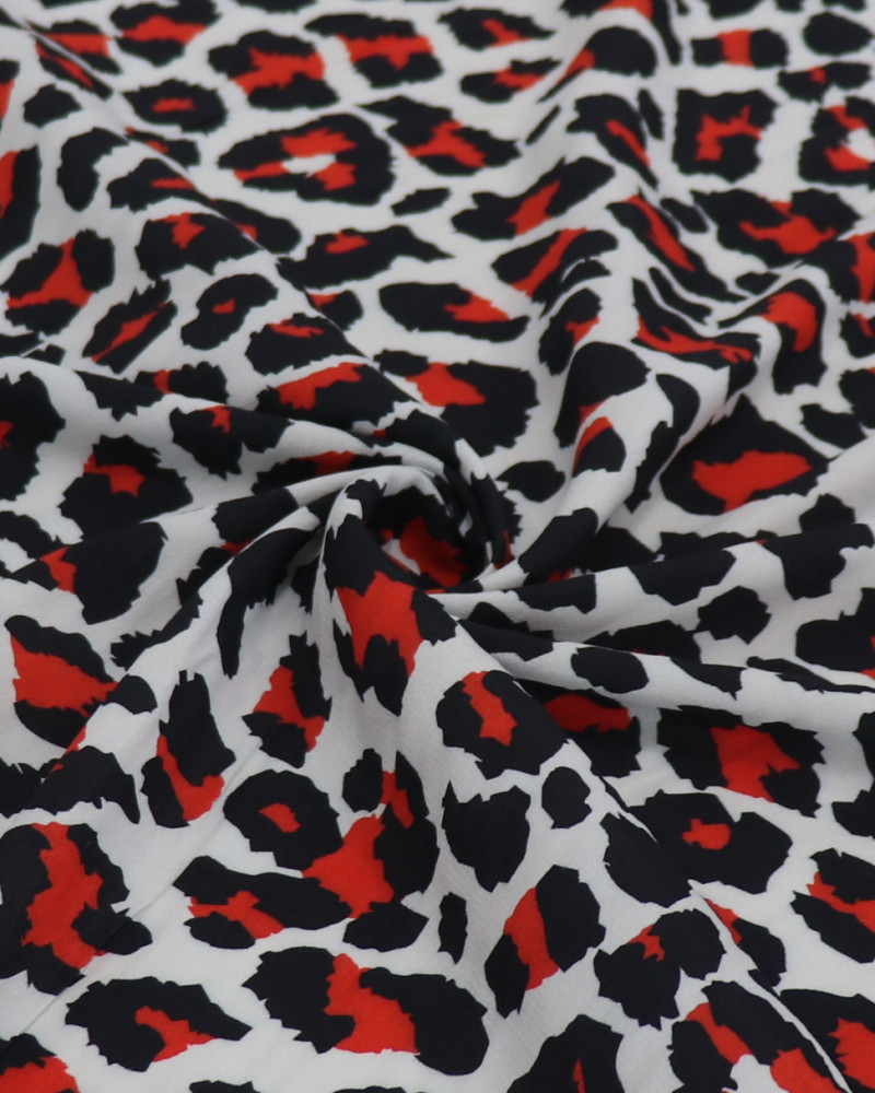 Tecido Crepe de Viscose Italiano Animal Print Vermelho, Preto e Branco