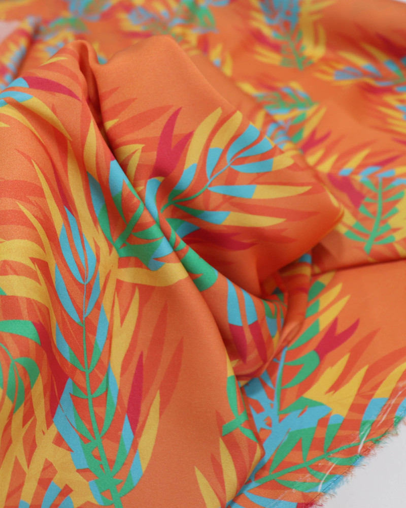 Tecido Crepe Silk Italiano Folhagens Coloridas e Laranja