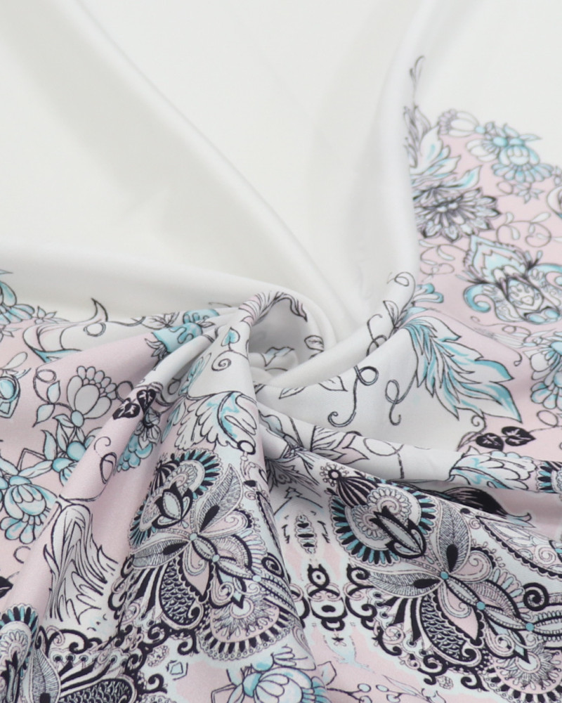 Tecido Crepe Silk Italiano Barrado Duplo Boho Floral Azul, Rosa e Branco