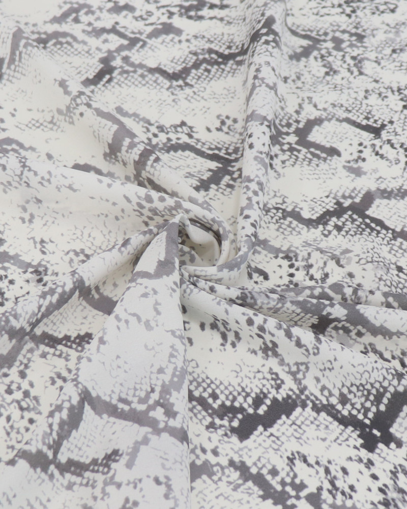 Tecido Crepe Koshibo Leve Italiano Animal Print Tons de Cinza