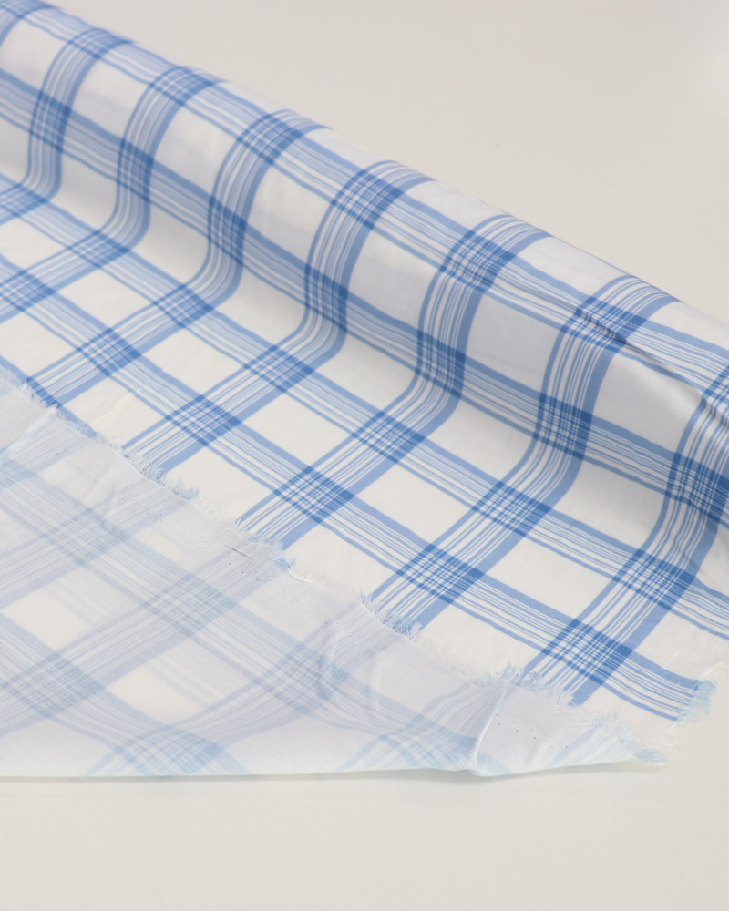 Tecido Viscose Italiano Quadriculado em Listras Azul e Branco