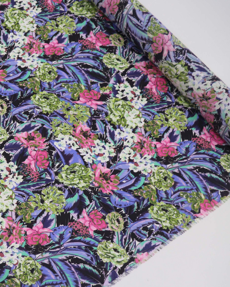 Tecido Crepe Koshibo Leve Italiano Folhas e Flores Abstratas Colorido