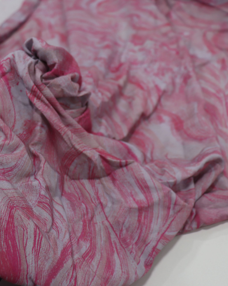 Tecido Viscose Ondas de Saturno Rosa e Cinza