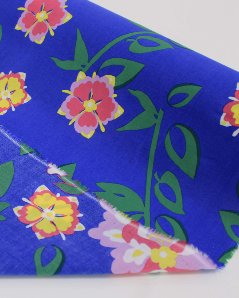 Tecido Tricoline Italiano Ramos Florais Verde, Tons de Rosa e Azul